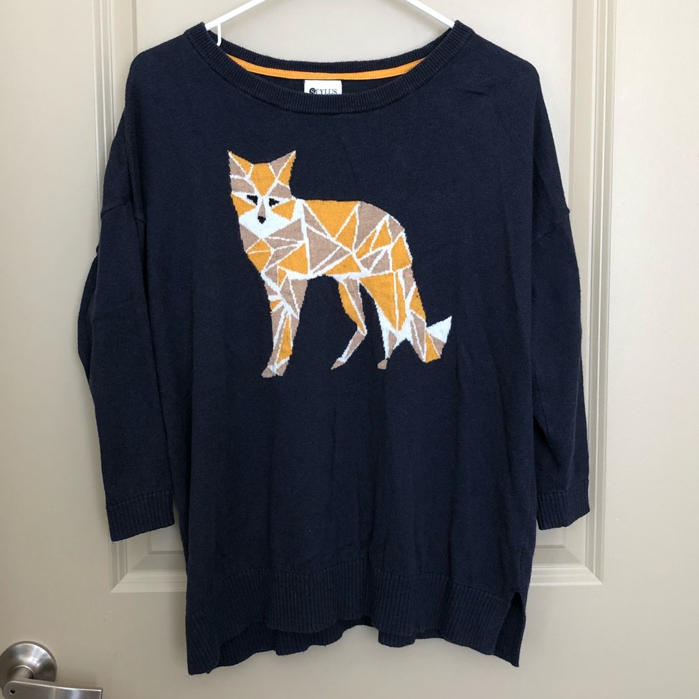Mid-sleeve Fox sweater